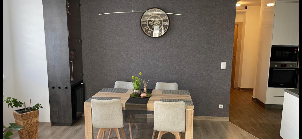 N.Cristian Apartment بودابست المظهر الخارجي الصورة